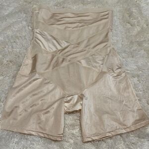 Body Shaper Slimming Mid Thigh Short Nude Sz. 2XL
